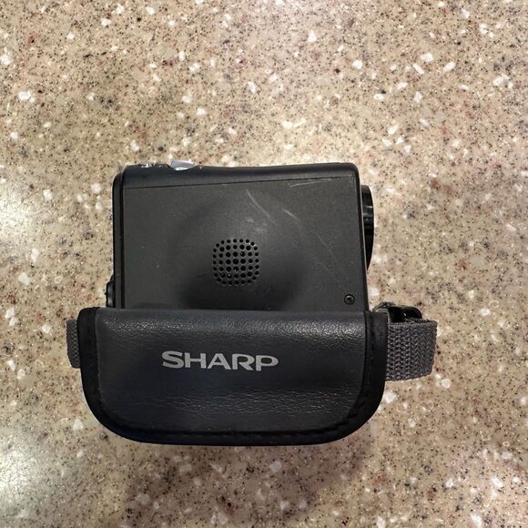 Sleek Silver and Black Professional Video Camera by sharp view cam Z good shape - Picture 5 of 12
